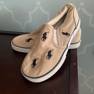 Boys Polo slip ons in excellent condition